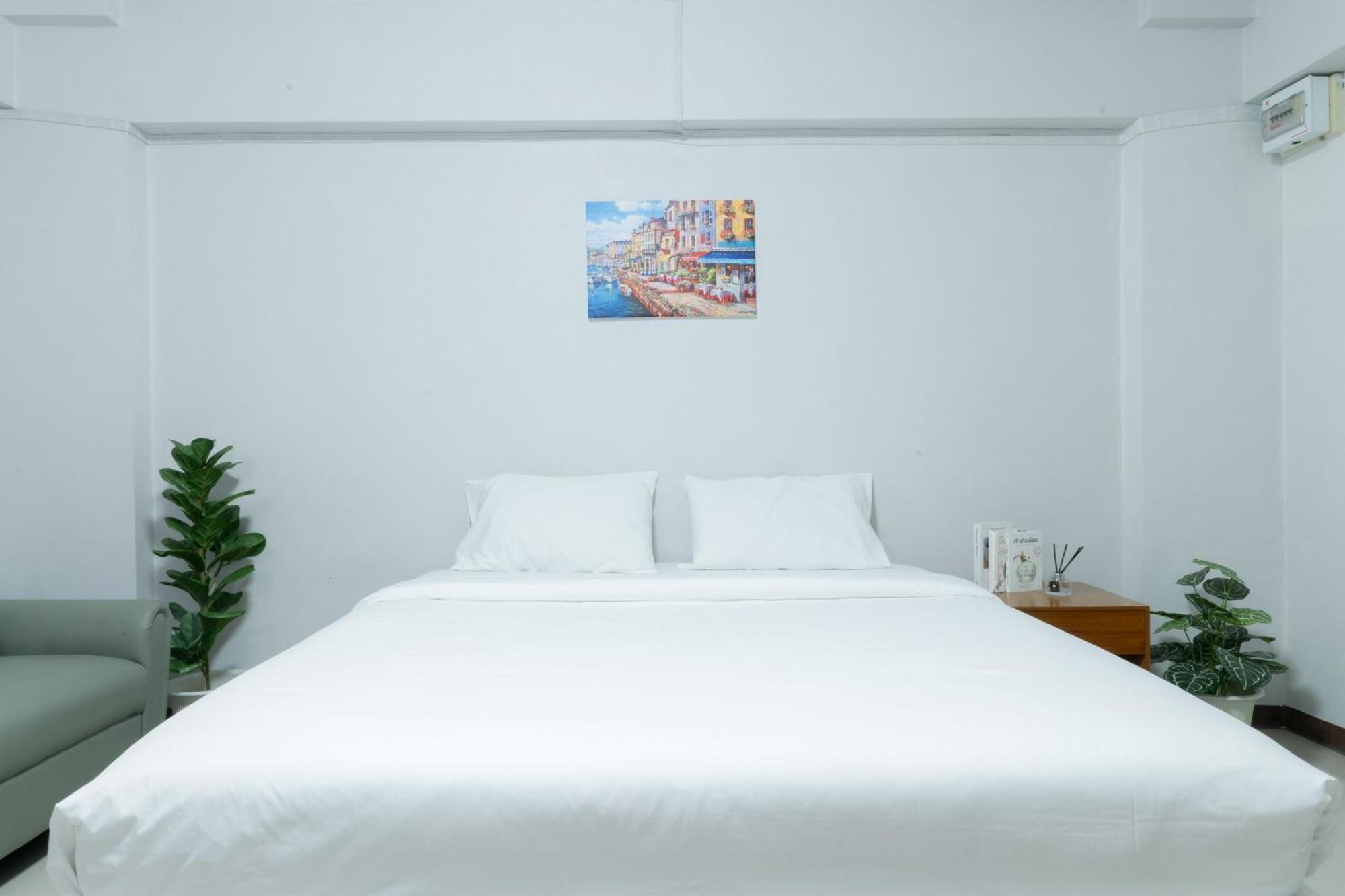 Nicha Residence Hotel بانكوك المظهر الخارجي الصورة