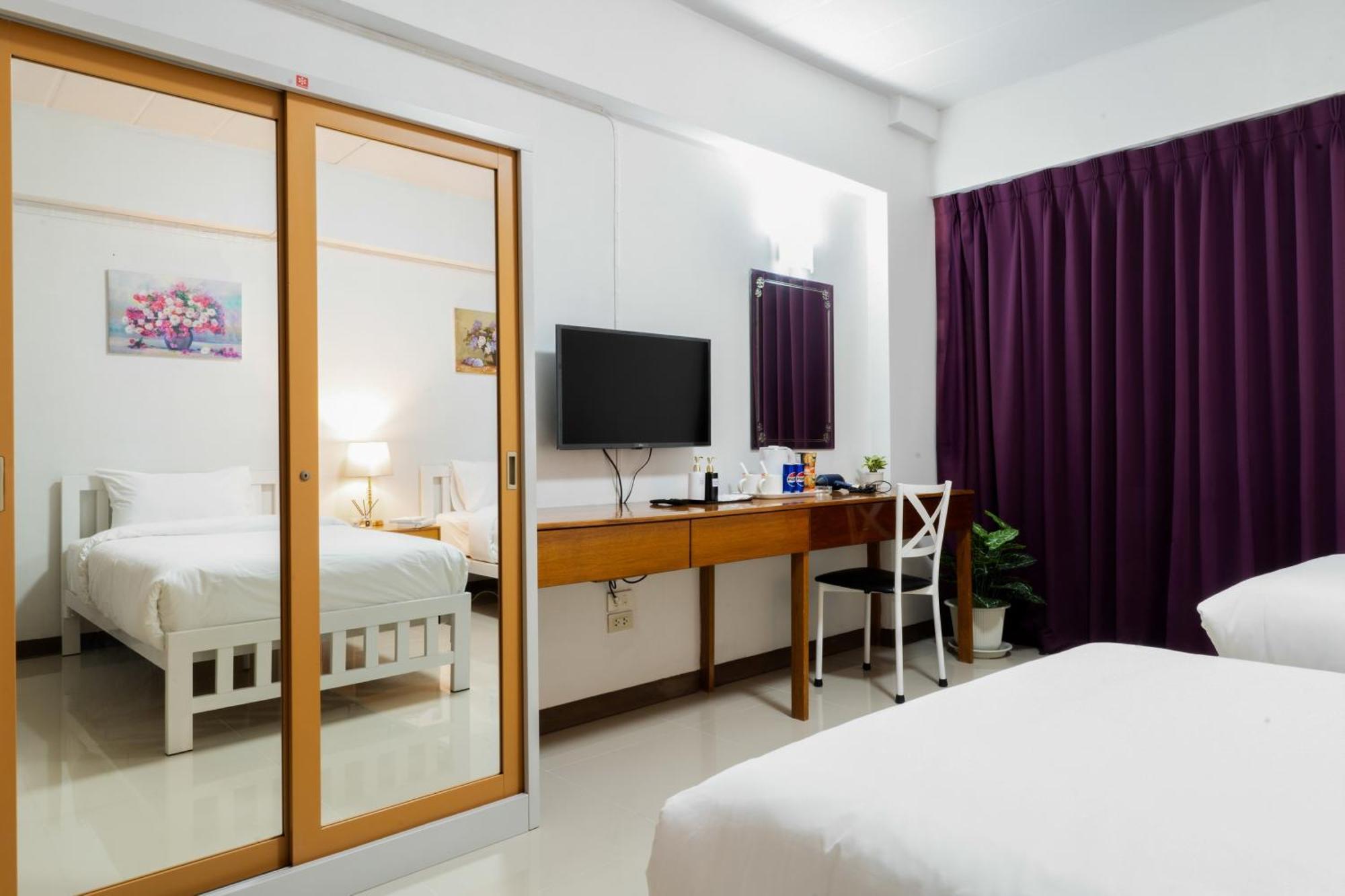 Nicha Residence Hotel بانكوك المظهر الخارجي الصورة
